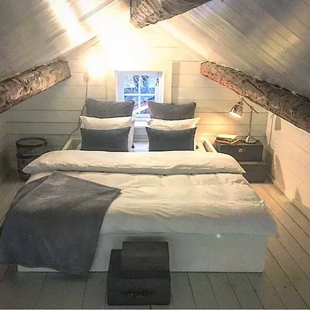 Gasthof The Boathouse *