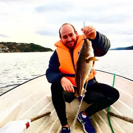 בית הארחה The Boathouse *